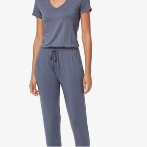 Tommy John Short Sleeve Folkstone Gray Tapered Jumpsuit Medium